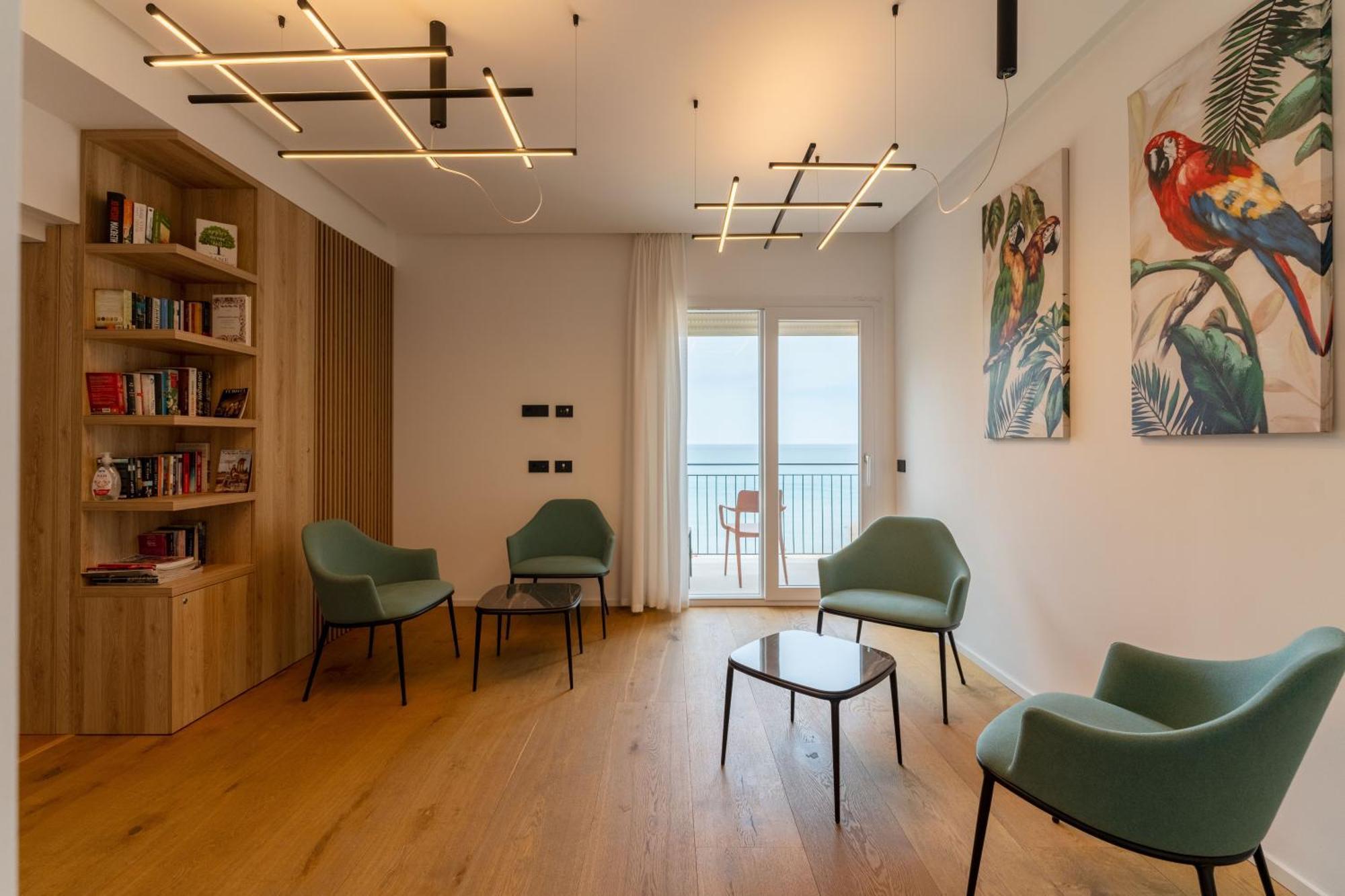 B&B Le Suites Di Costanza 체팔루 외부 사진