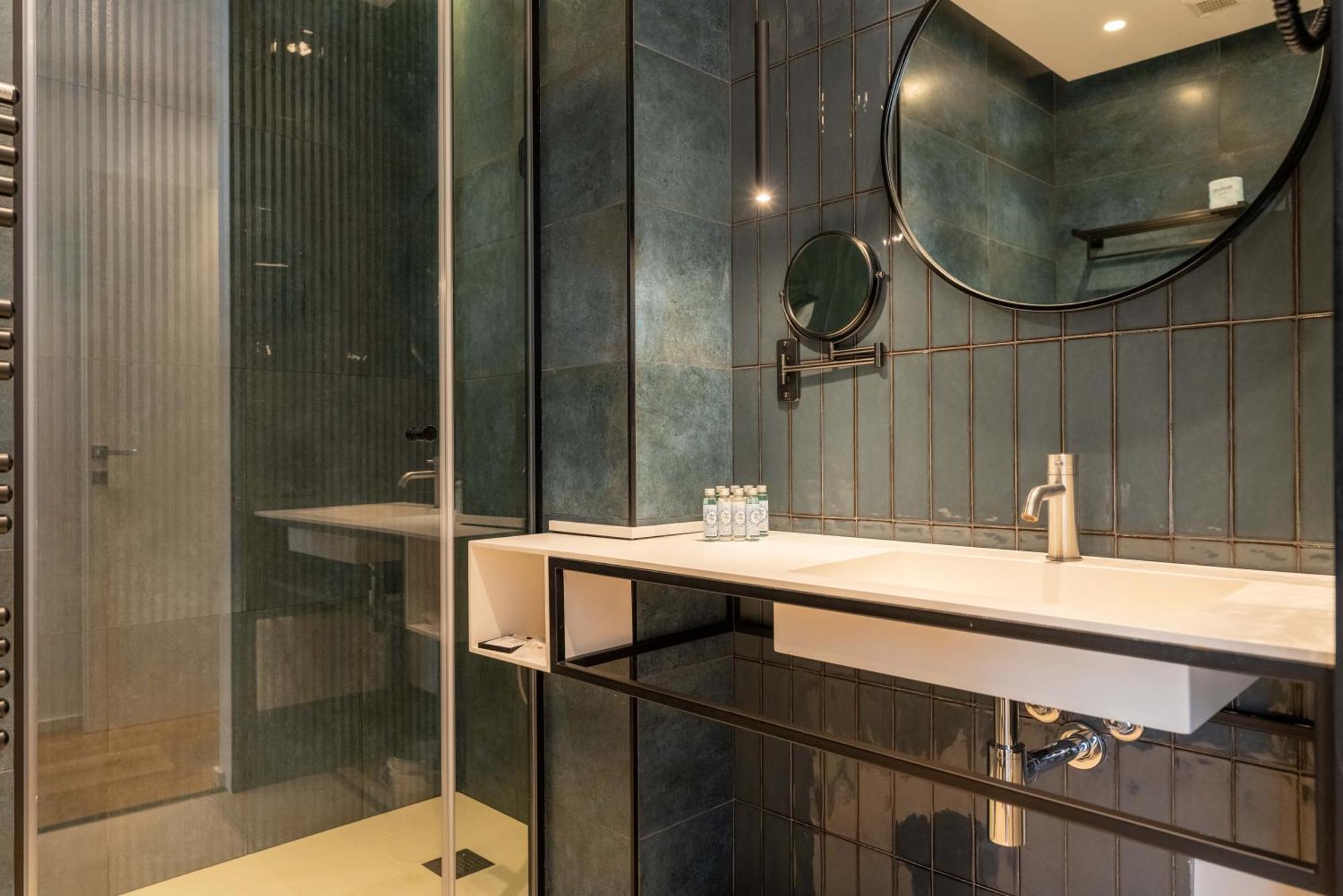 B&B Le Suites Di Costanza 체팔루 외부 사진